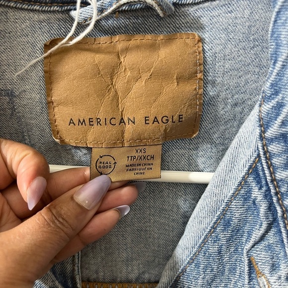 American Eagle Denim Jacket. Size XXS extra extra small. Excellent Condition! - Picture 2 of 11
